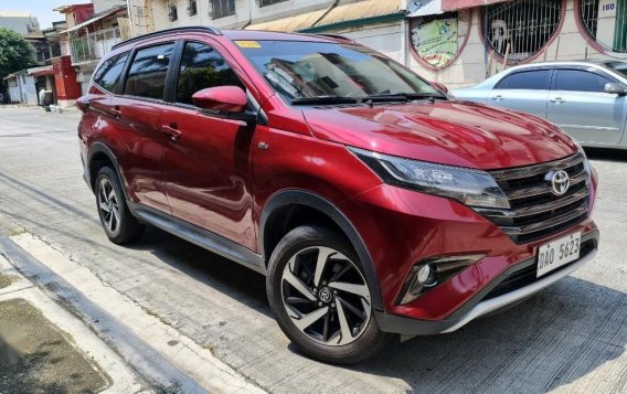 Selling Red Toyota Rush 2020 in Quezon-2