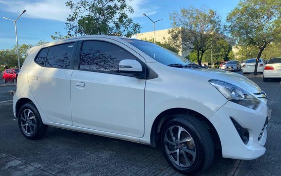 Selling White Toyota Wigo 2019 in Imus-2
