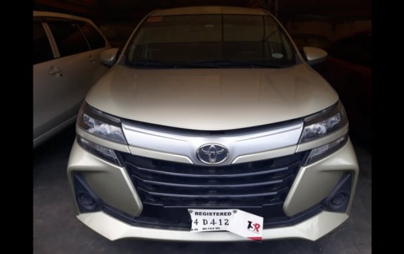 Selling Brightsilver Toyota Avanza 2020 in Caloocan-1