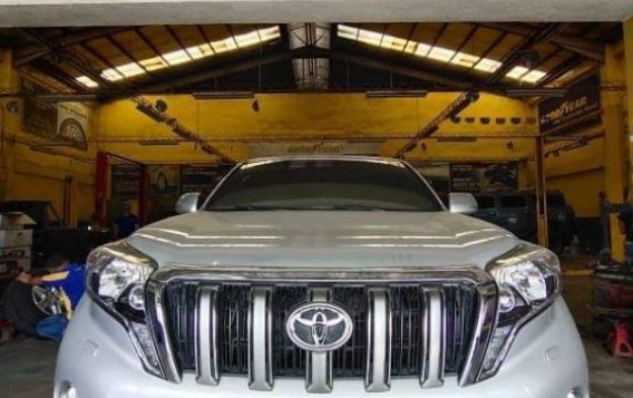 Brightsilver Toyota Prado 2016 for sale in Cebu-1