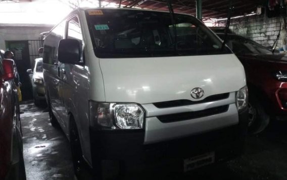 Selling White Toyota Hiace 2019 in Quezon