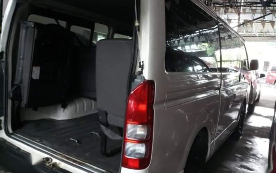 Selling White Toyota Hiace 2019 in Quezon-2