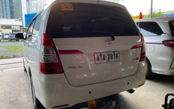 Pearl White Toyota Innova 2015 for sale in Pasig-5