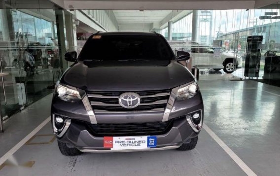 Silver Toyota Fortuner 2018 for sale in Las Piñas