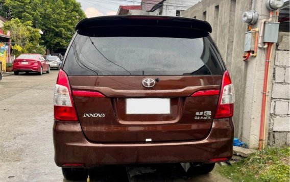 Selling Brown Toyota Innova 2014 in Malolos-2