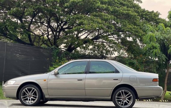 Pearl White Toyota Camry 1997 for sale in Las Pinas-4