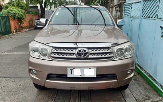 Brown Toyota Fortuner 2011 for sale in Quezon