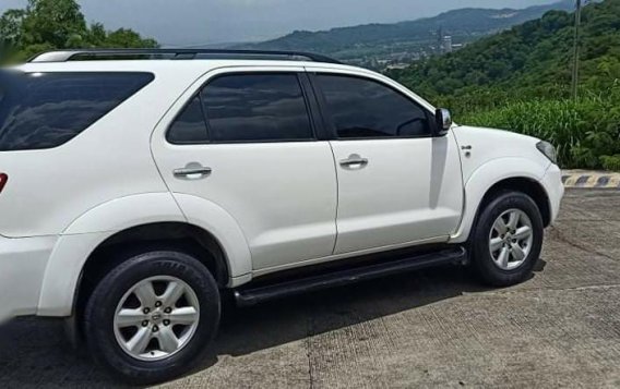 White Toyota Fortuner 2011 for sale in Antipolo-7