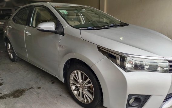 Brightsilver Toyota Altis 2015 for sale in Pasay-3