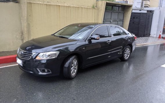 Selling Grayblack Toyota Camry 2011 in San Juan-1