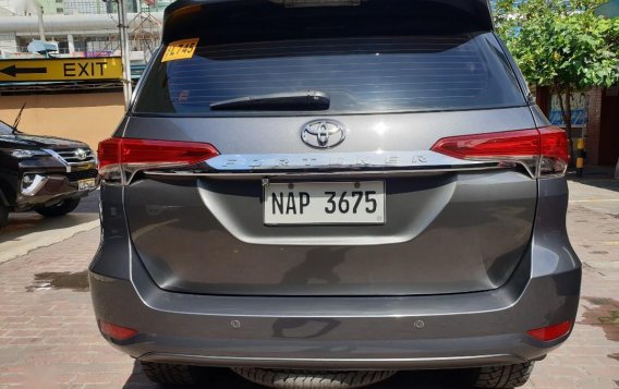 Silver Toyota Fortuner 2018 for sale in Pasig-3