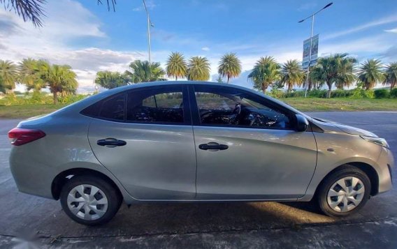 Brightsilver Toyota Vios 2019 for sale in Pasay-3