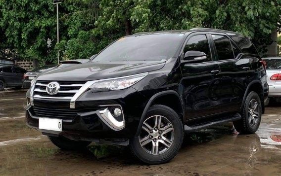 Black Toyota Fortuner 2017 for sale in Makati-2