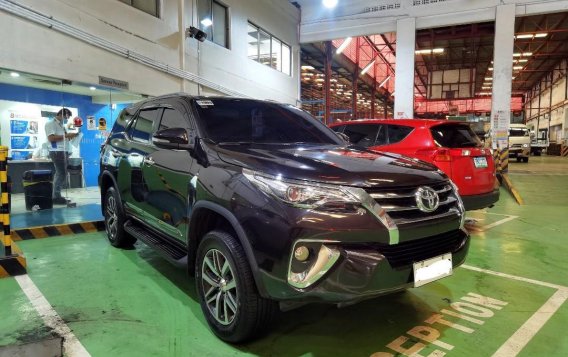 Red Toyota Fortuner 2016 for sale in Manila