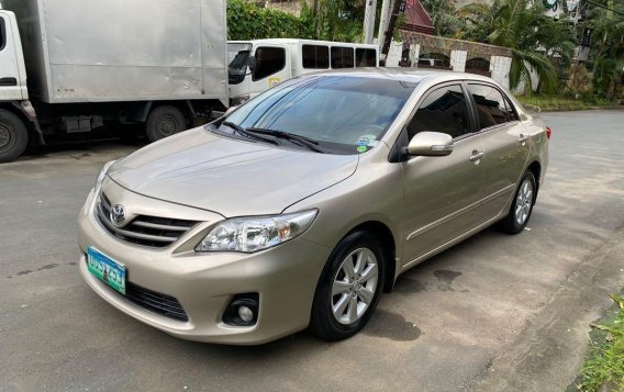 Selling Brightsilver 2013 Toyota Altis in Quezon-1