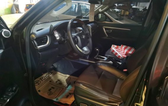 Red Toyota Fortuner 2016 for sale in Manila-7