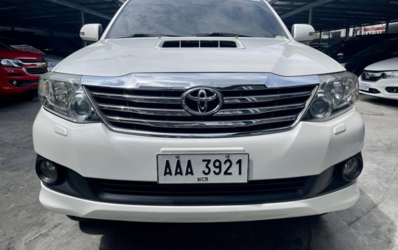White Toyota Fortuner 2014 for sale in Las Piñas-1