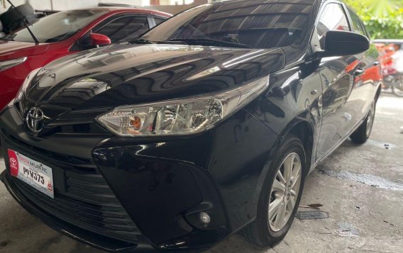 Selling Black Toyota Vios 2021 in Quezon