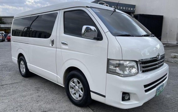 Pearl White Toyota Hiace Super Grandia 2011 for sale in Pasig