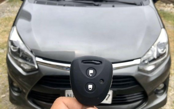 Silver Toyota Wigo 2018 for sale in Jones-2