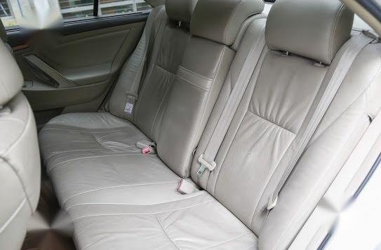 Sell Silver 2010 Toyota Camry in Quezon City-9
