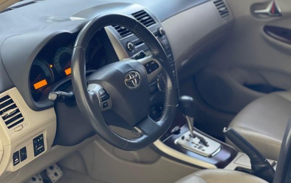  Toyota Corolla Altis 2013 for sale in Automatic-9