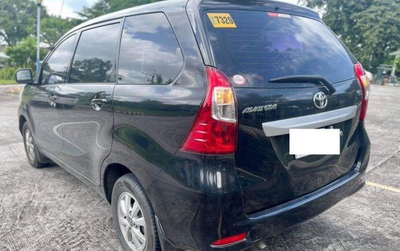 Selling Toyota Avanza 2016 in Makati-5