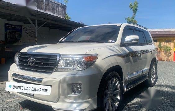 Pearl White Toyota Land Cruiser 2015 for sale in Imus-1