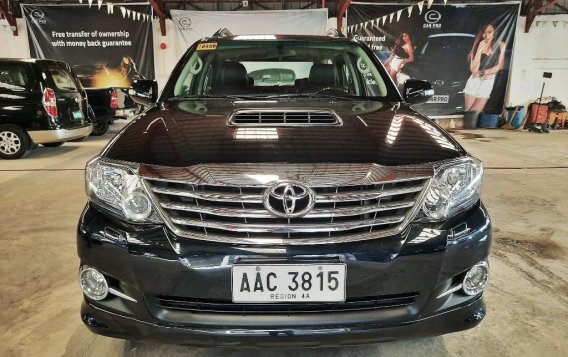 Selling Black Toyota Fortuner 2015 in San Fernando-1