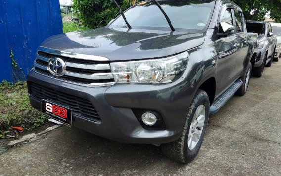 Selling Silver Toyota Hilux 2020 in Quezon