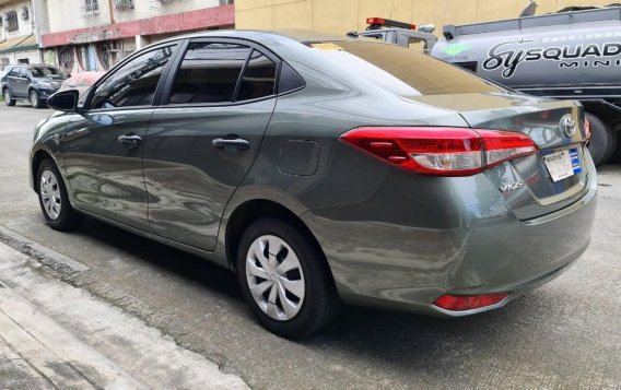 Selling Grey Toyota Vios 2020 -5