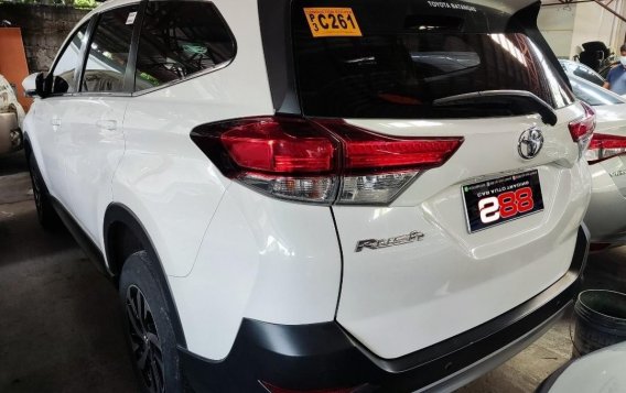 Selling Toyota Rush 2019 in Quezon City-1