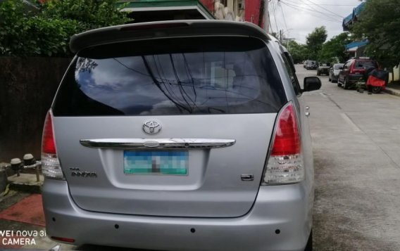 Silver Toyota Innova 2010 for sale in Caloocan -6