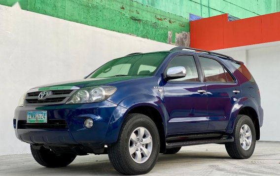 Sell Blue 2008 Toyota Fortuner in Pasig-2
