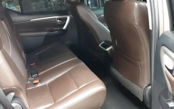 Sell 2020 Toyota Fortuner in Cainta-5