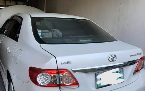 Pearl White Toyota Corolla Altis 2012 for sale in Muntinlupa