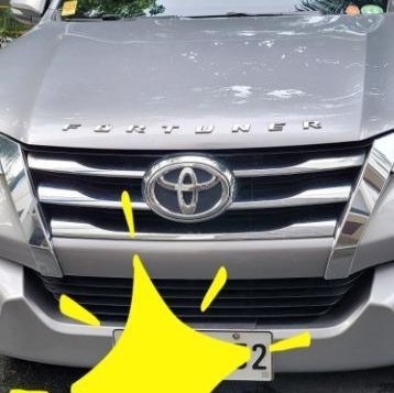 Selling Silver Toyota Fortuner 2016 in Makati