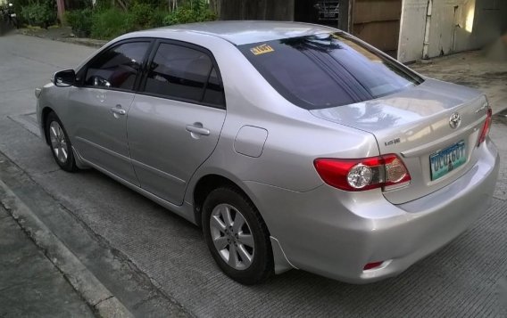 Sell 2013 Toyota Corolla Altis in Taguig-3