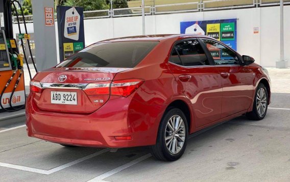 Selling Red Toyota Corolla Altis 2015 in Mandaluyong-2