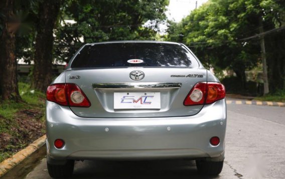 Brightsilver Toyota Corolla Altis 2010 for sale in Quezon-4