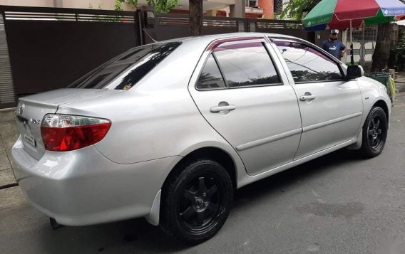  Toyota Vios 2004 for sale in Quezon City-3
