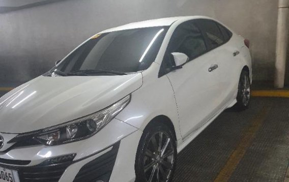 Sell White Toyota Vios in Caloocan-2