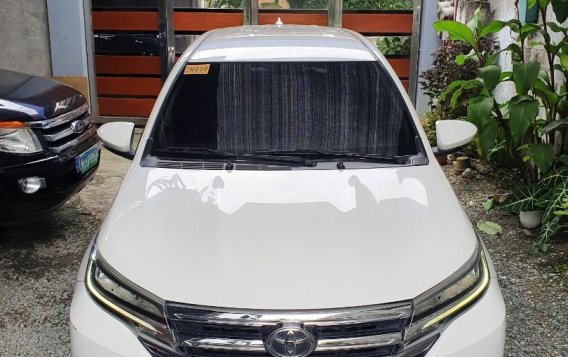 White Toyota Rush 2019 for sale in Quezon City-1