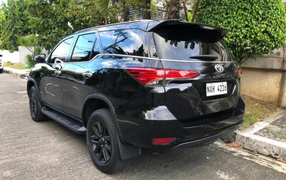 Selling Black Toyota Fortuner 2017 in Pasay-2