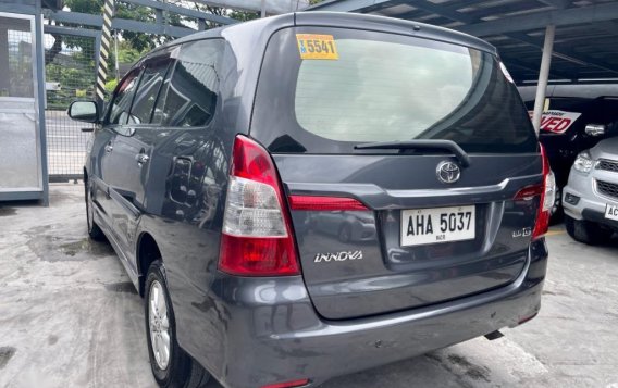 Sell Grey 2015 Toyota Innova in Las Piñas-3