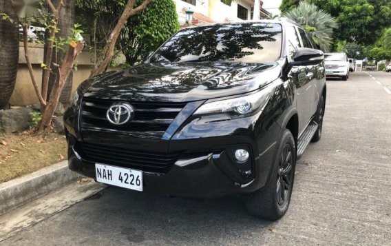 Selling Black Toyota Fortuner 2017 in Pasay