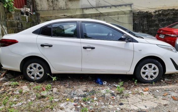 Sell Pearl White 2019 Toyota Vios -1