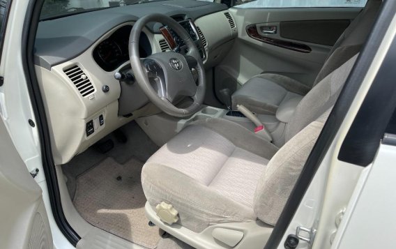  White Toyota Innova 2014 for sale in Automatic-4