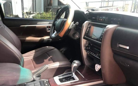 Sell Black 2018 Toyota Fortuner in Manila-8