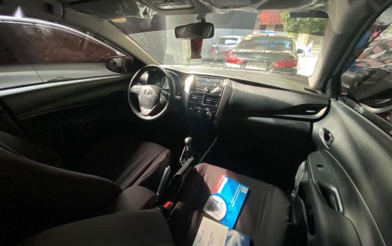 Selling Silver Toyota Vios 2020 in Makati-3